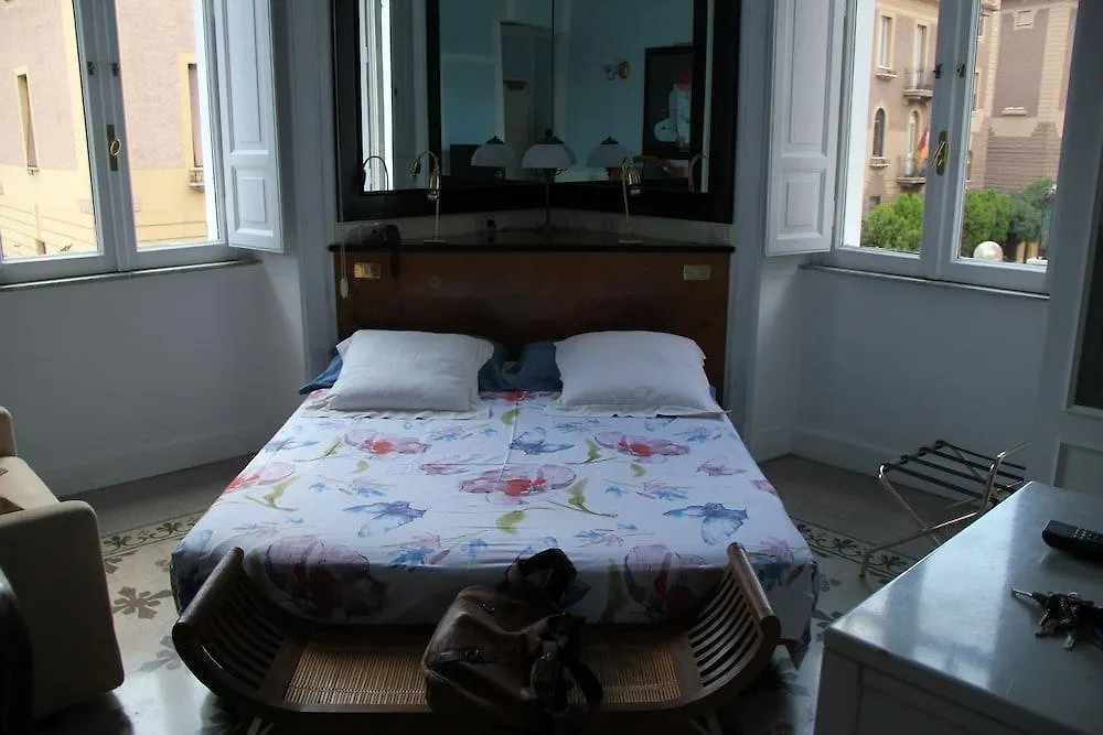 Hotel Emona Aquaeductus Roma 4*,  Italia